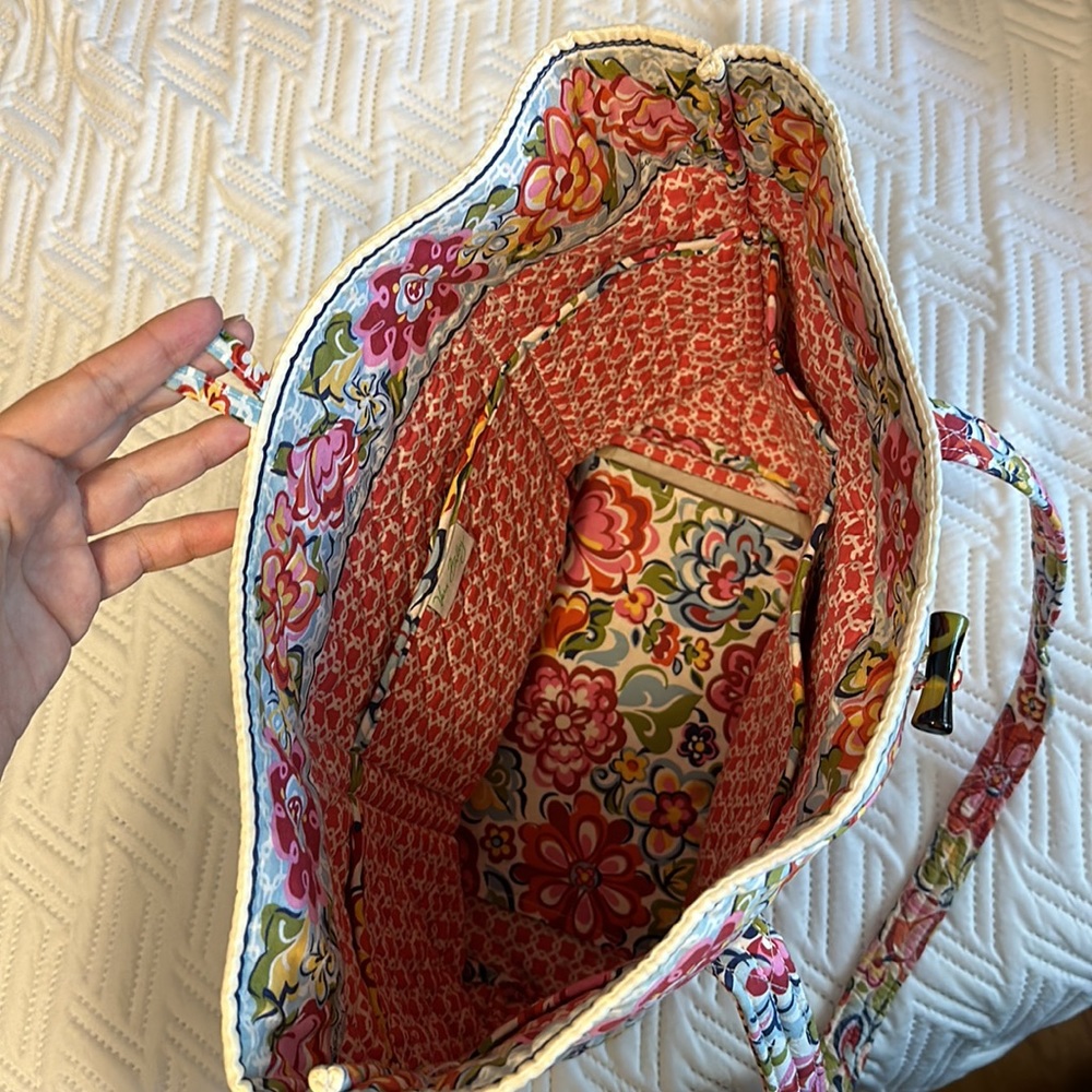 Vera Bradley Tote Bag - Picture 2 of 2